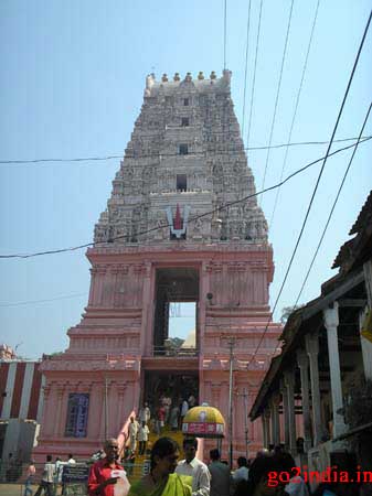 temple-out-gate