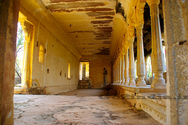 Indergarh fort inside