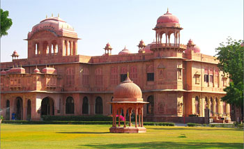 Lallgarh Palace