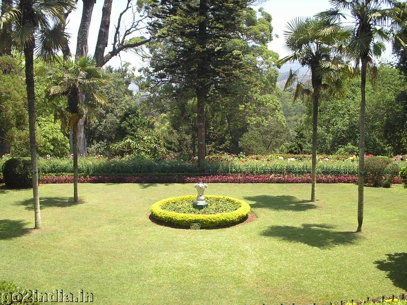 Entrance of Sims park Coonoor