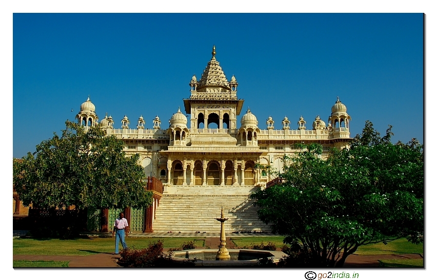 Marble cenotaph at Jaswant Thada