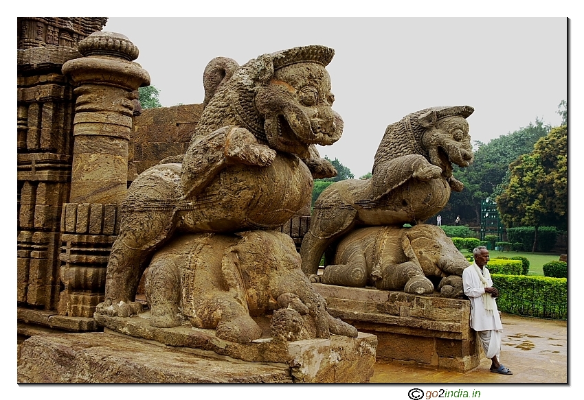 Lion statues at the entrance of Konark Sun temple