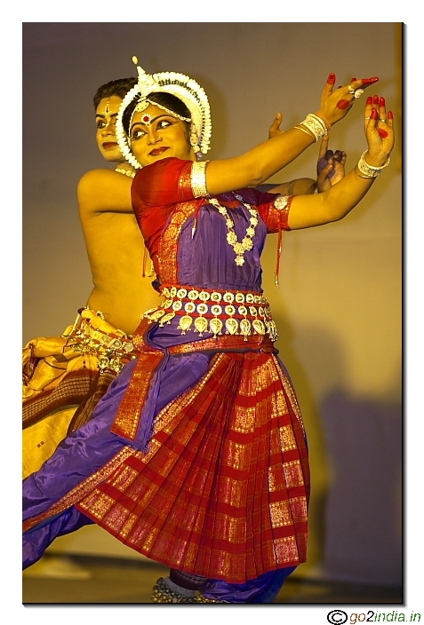 Odissi dance performer