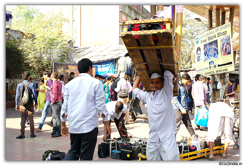 Mumbai dabbawala on action 