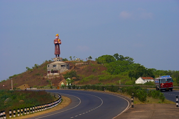 Bibekananda Statue by the side of NH 5