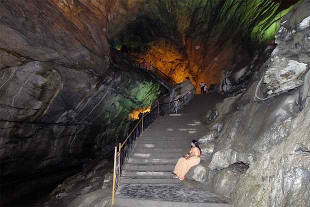 Borra caves Inside