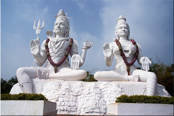 Shiva Parvati statue at Kailasagiri