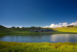 Front view of Prashar lake at Kullu