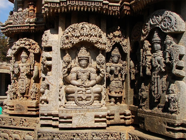 Somanathapura Temple Statues