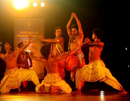 Mukteshwar Dance Festival Group