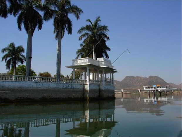 Udaipur Fateh Sagar Lake