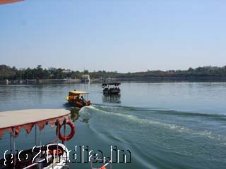 Fateh Sagar Lake boating