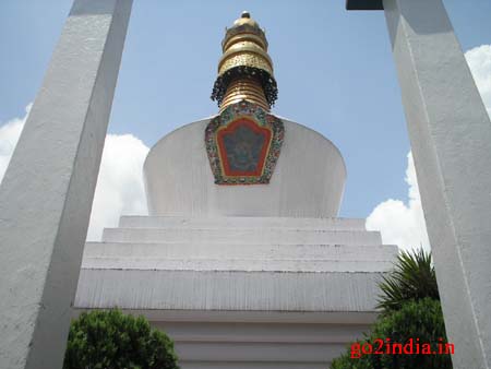 Close picture of Peace Pagoda at Deorali Gangtok