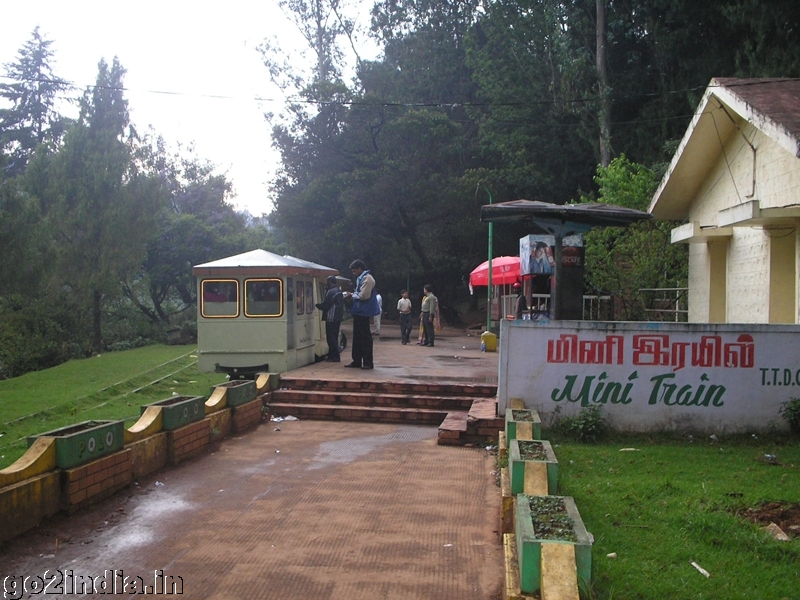 Toy train at Ooty lake