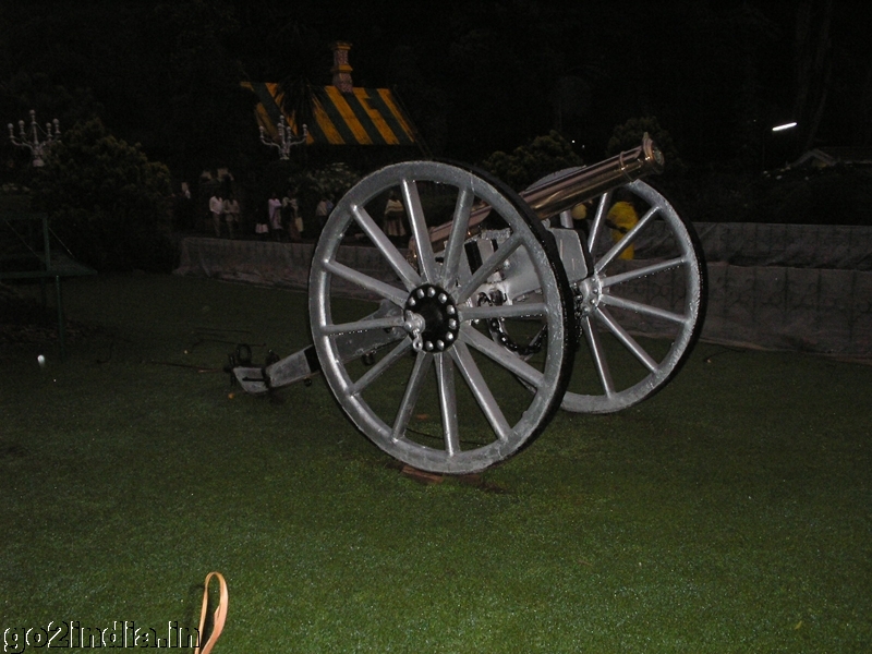 botanical garden Ooty Cannon