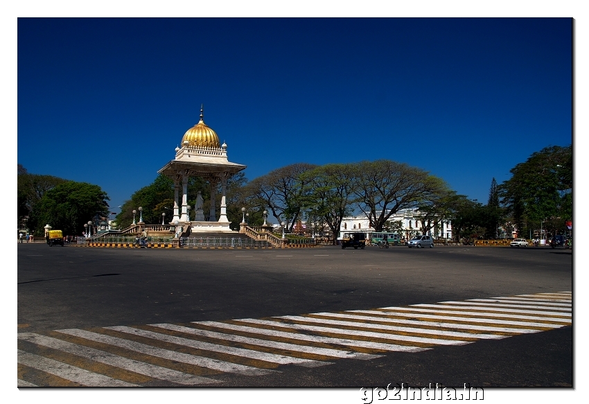 KR circle in Mysore near main Palace