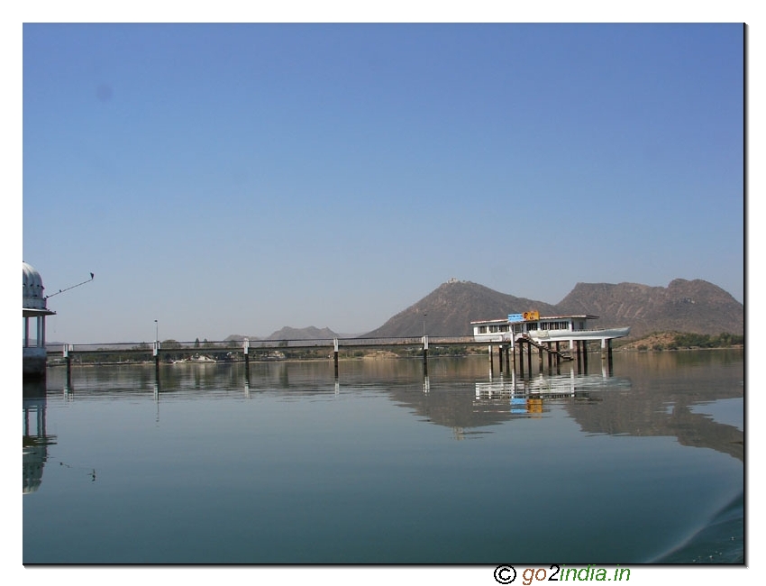 Boat shaped cafe at  park inside Fateh Sagar Lake