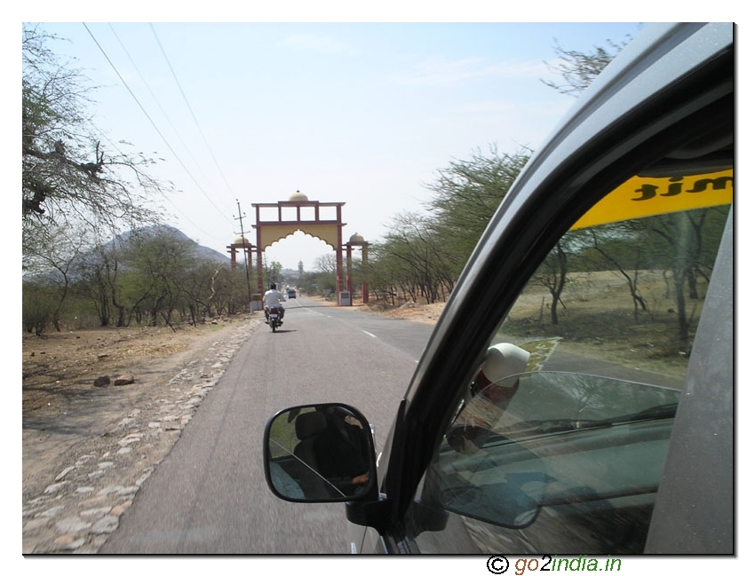 Entering Pushkar from Ajmer side