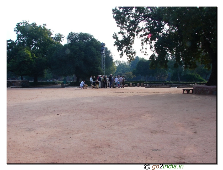Tourist at Qutub Minar 