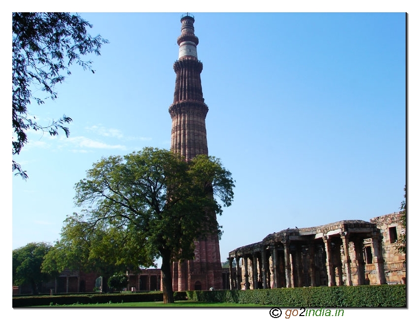 Qutab Minar from a distace