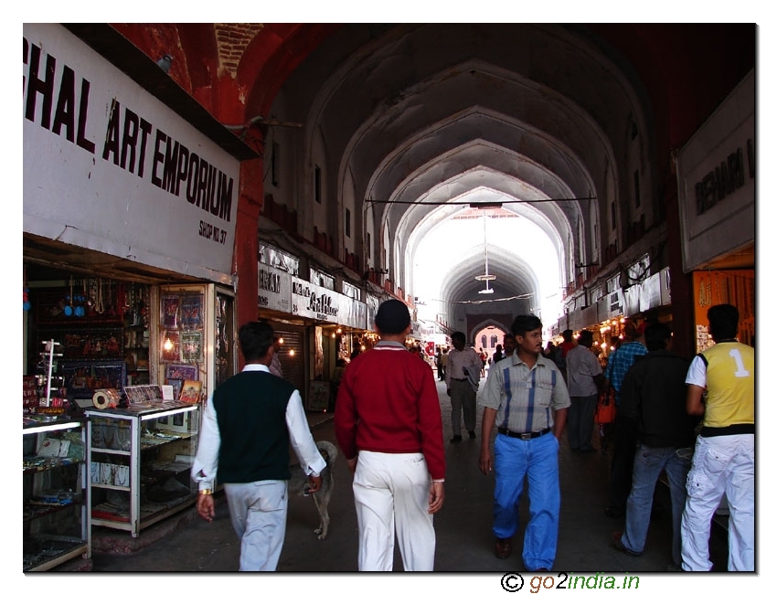 The crafts market inside Lal Killa