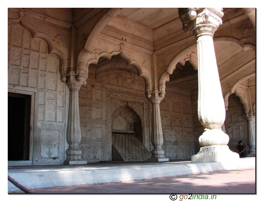 Marble room with water cooling system in Red Fort