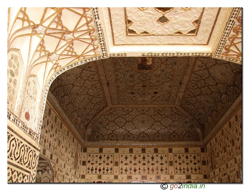 Ornamental design at Sheesh Mahal in Ambar fort 