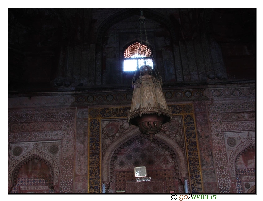 Promoting Din-e-lahi inside Fatehpur Sikri