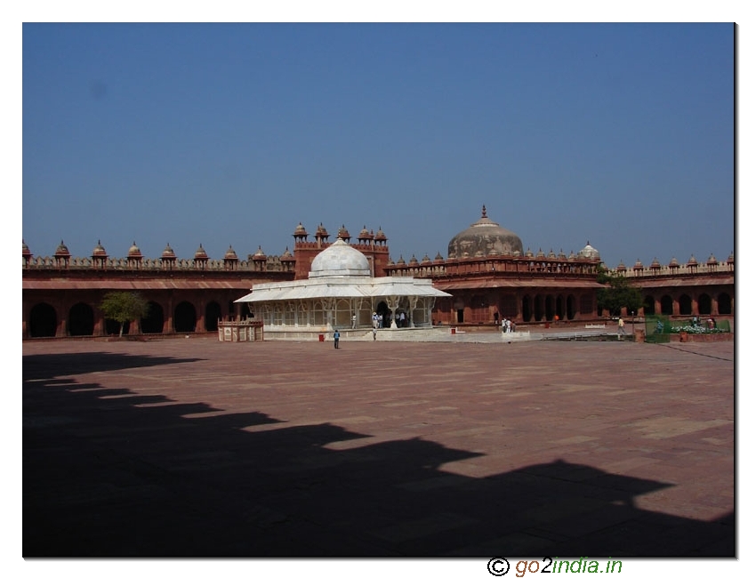 White marble tomb at Fatehpur Sikri