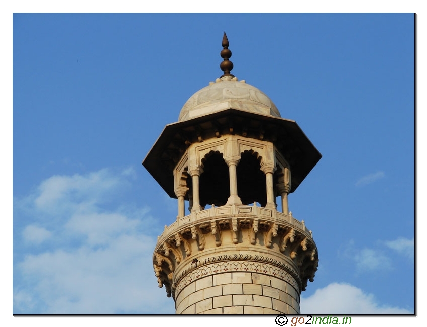 Minar top at Taj Mahal
