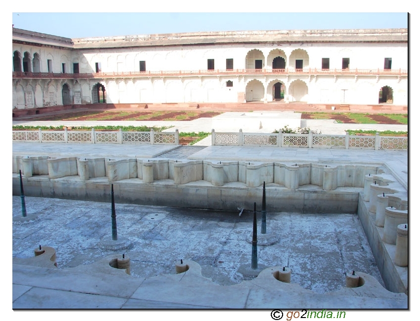 Agra Fort inside