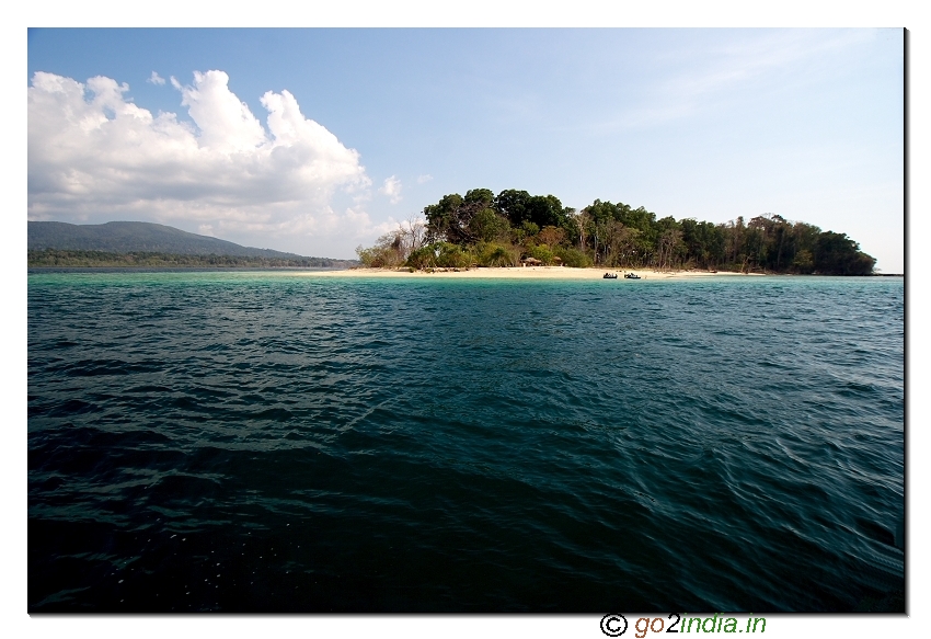 Complete view of Jolly buoy island from sea in Andaman
