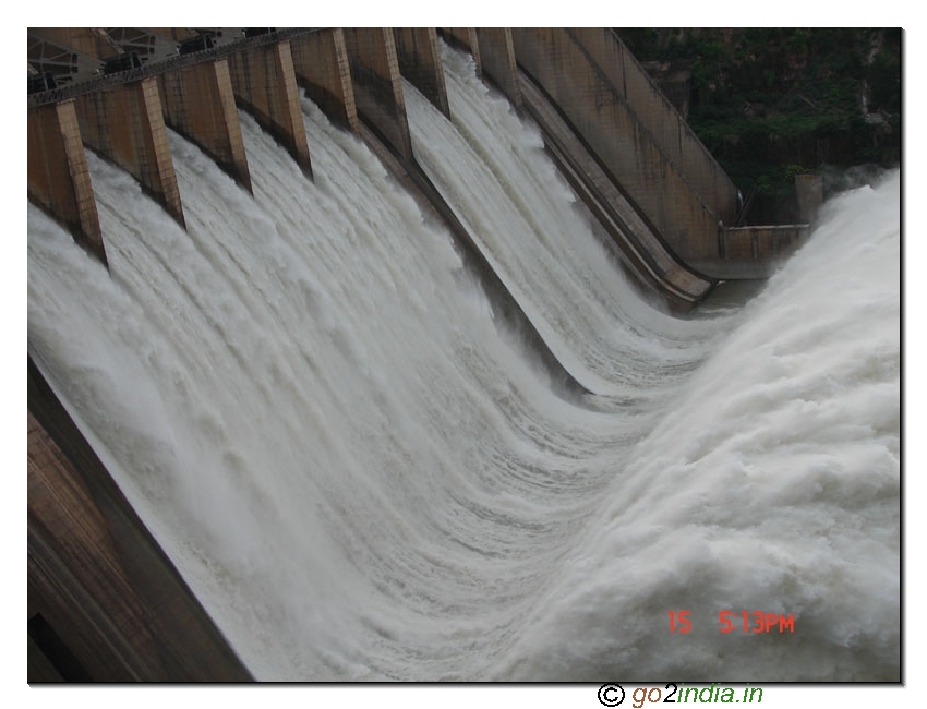 Dam water from Sriselam dam