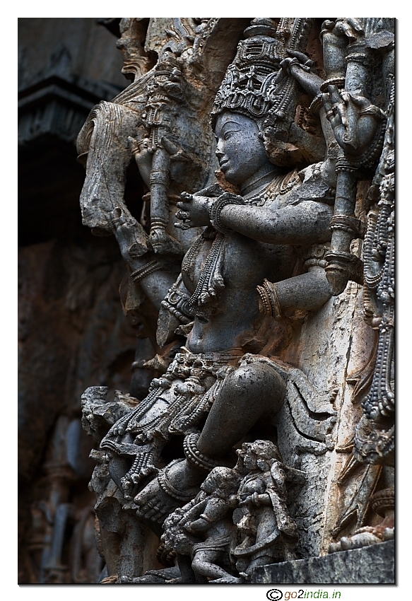 Belur channakeshava temple dancing stone