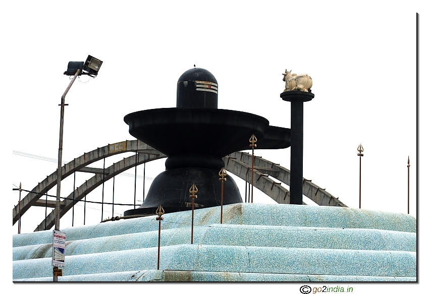 Shivalinga and Nandi near Godavari river at Rajahmundry