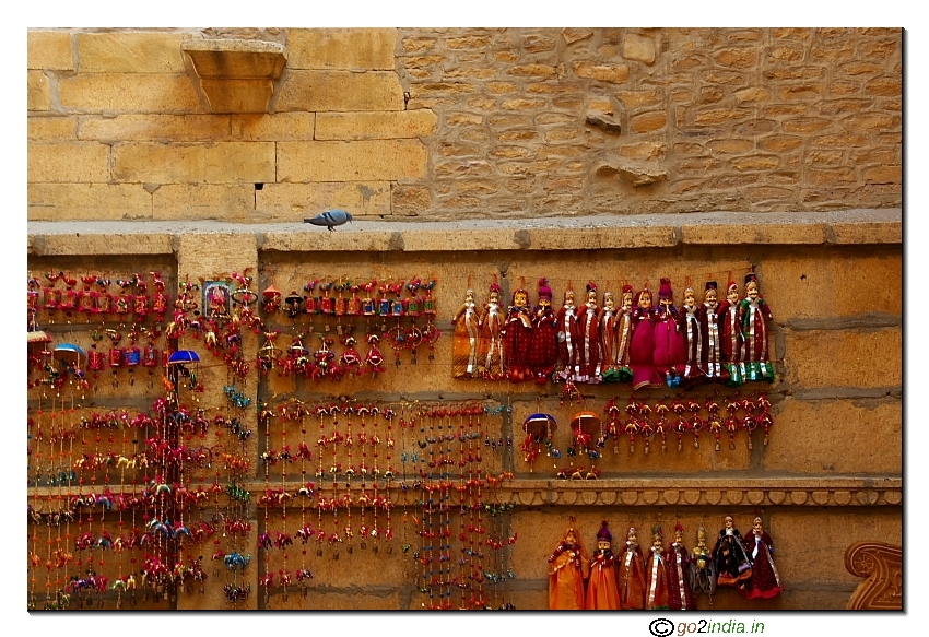 Puppets for sale near Patwan Ki Haveli
