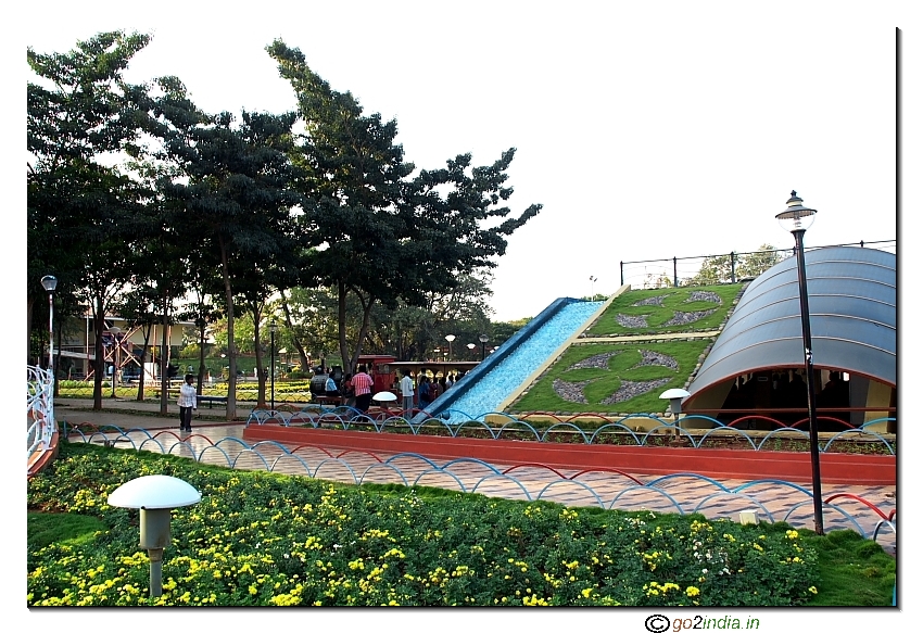 way to railway station at NTR park