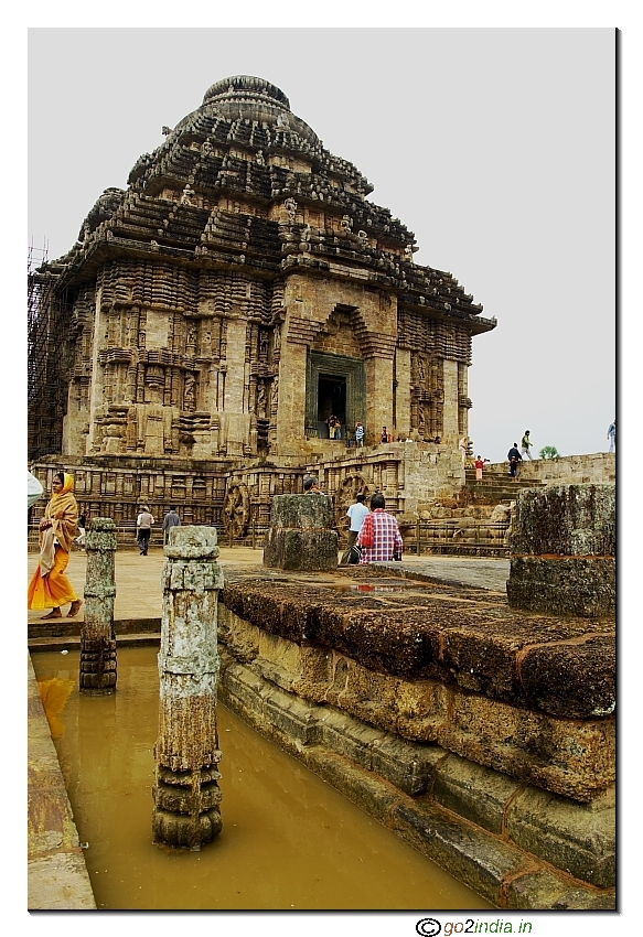 Vertical view of Konark Sun temple from the front side