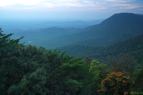 Peaks of hills' view  from  Agumbe end point