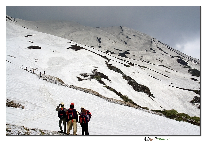 Dhunda to Talhouti trekking at Kedarkantha