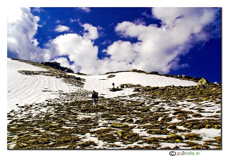 Climbing up the Kedarkantha hill during trkking
