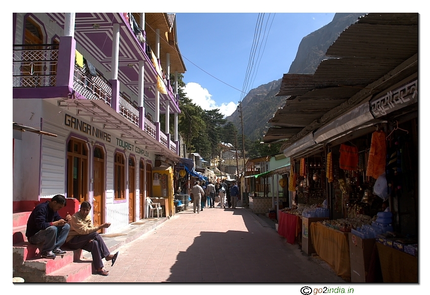 On the way to the entrance of the Gangotri temple