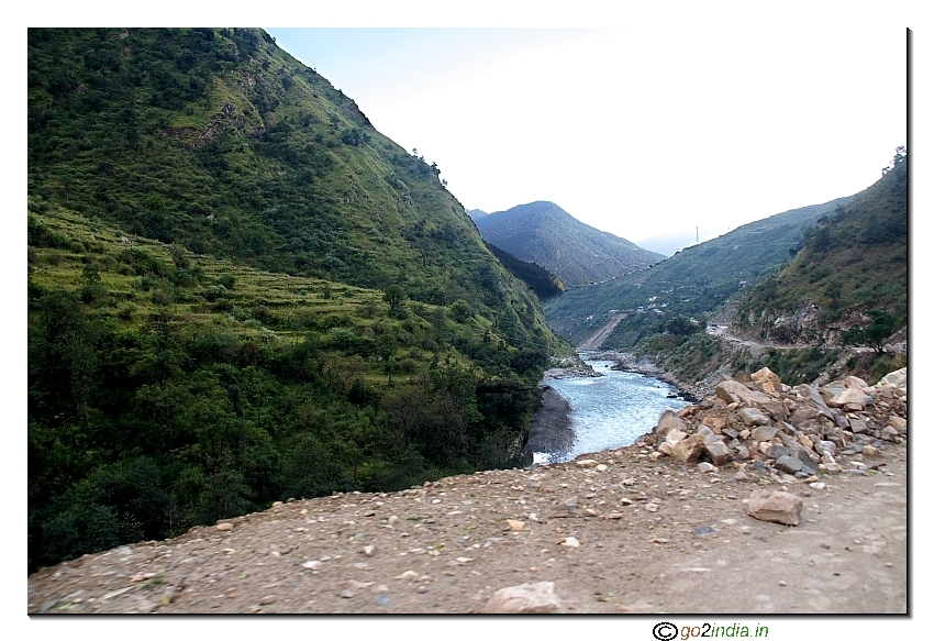 Uttarkashi to Gangotri Temple road 