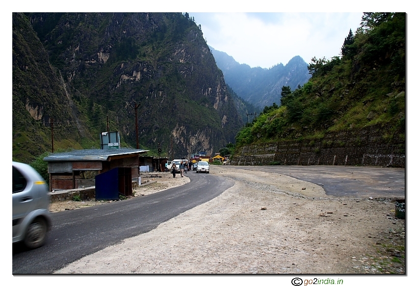 On the way to Badrinath