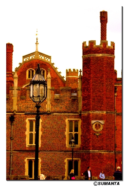 Hampton Court palace garden