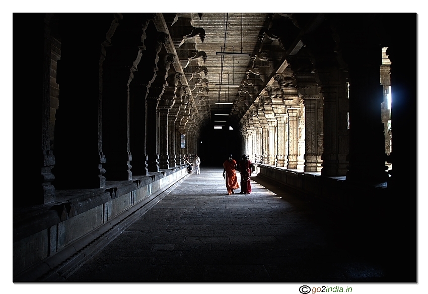 Around the temple of Sri Ekambareswarar 