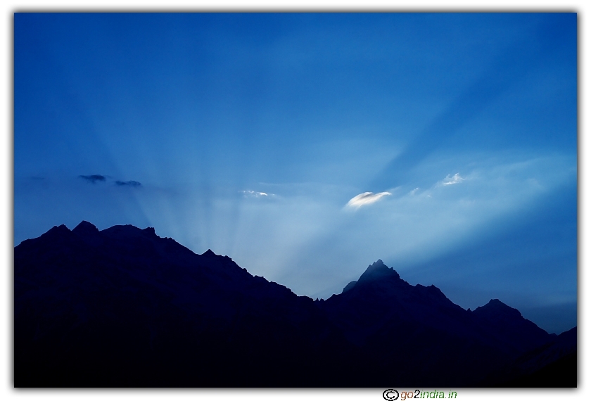 Sun rise seen from Biskeri thatch camp site, YHAI Sarpass