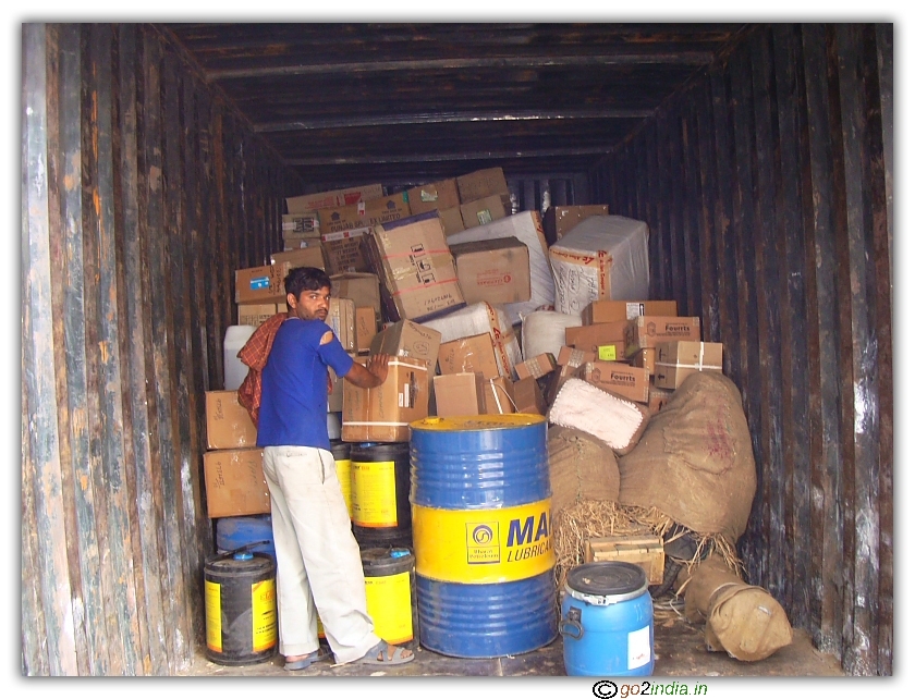 Manali to Leh by road 