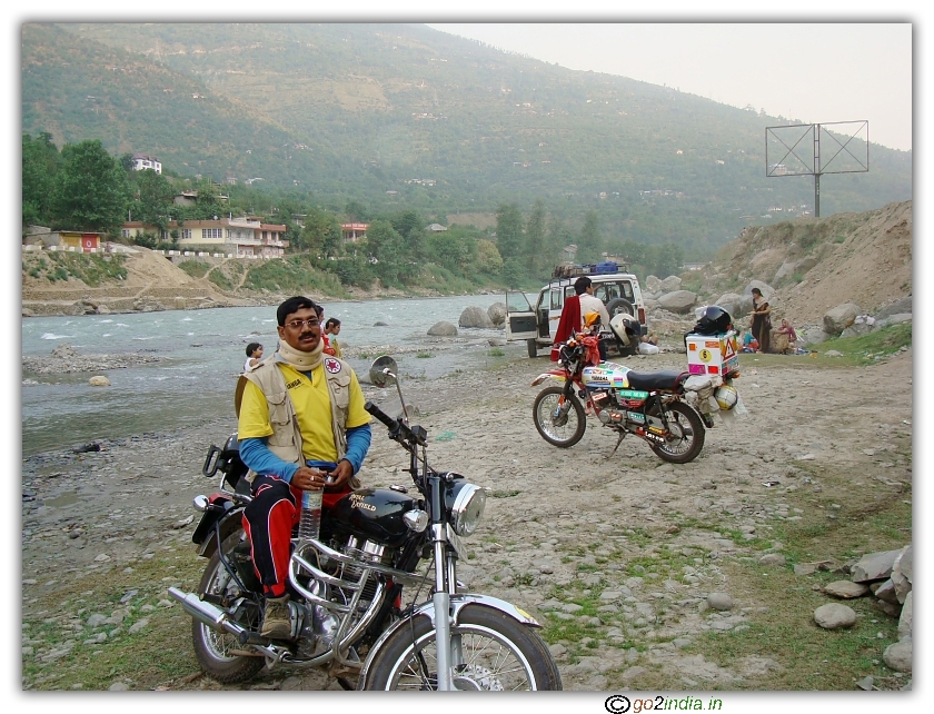 Manali to Leh by road 