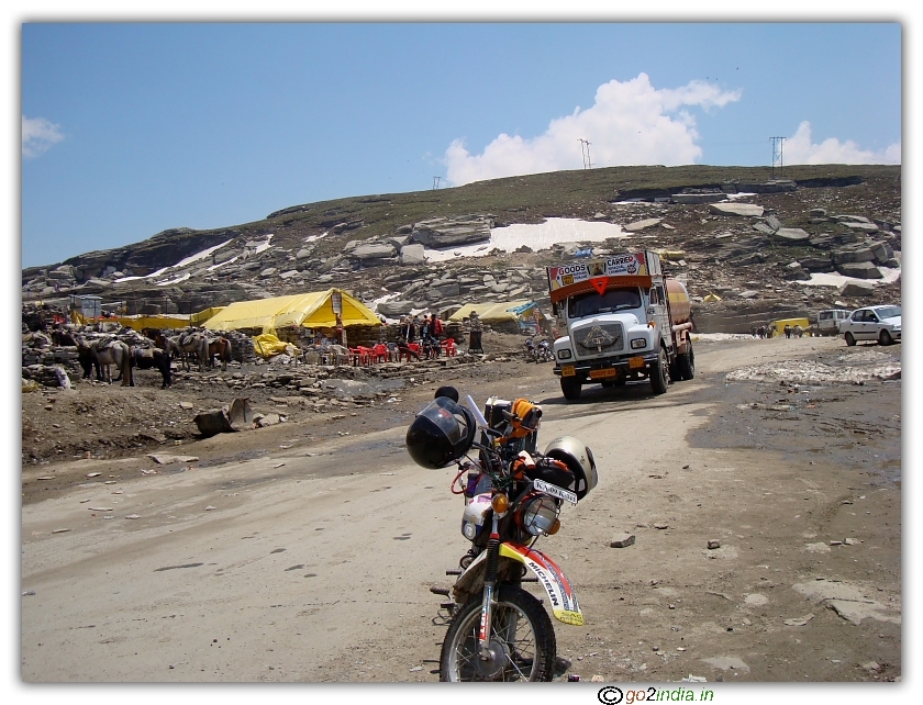 Manali to Leh by road 